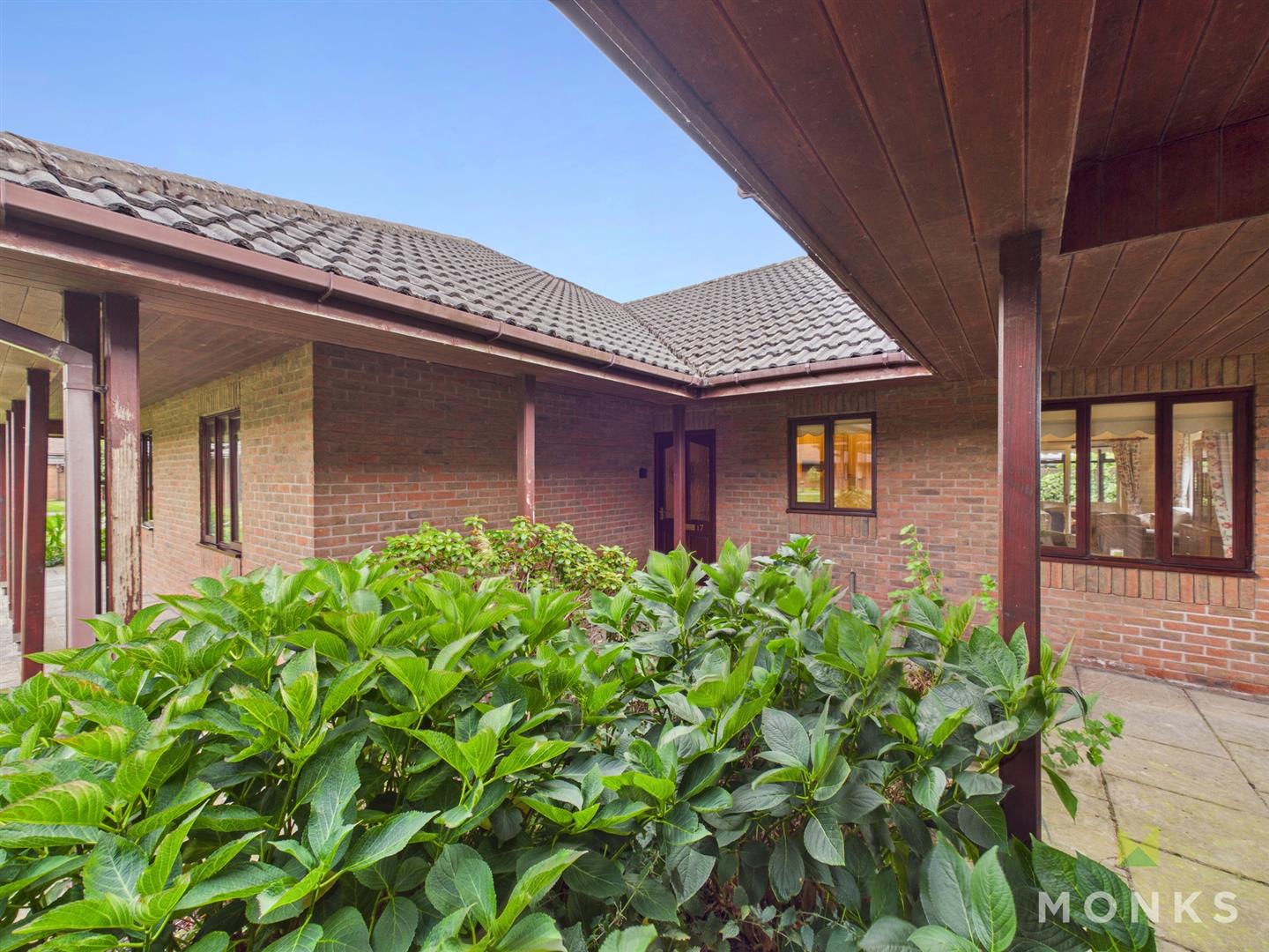 17 Meadowbrook Court Twmpath Lane, Oswestry, SY10 7HD For Sale